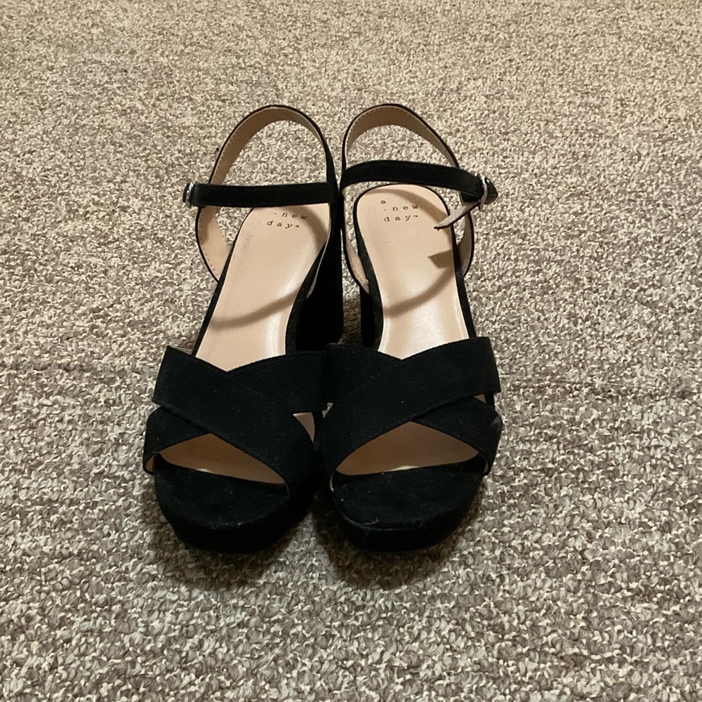 Target platform heels